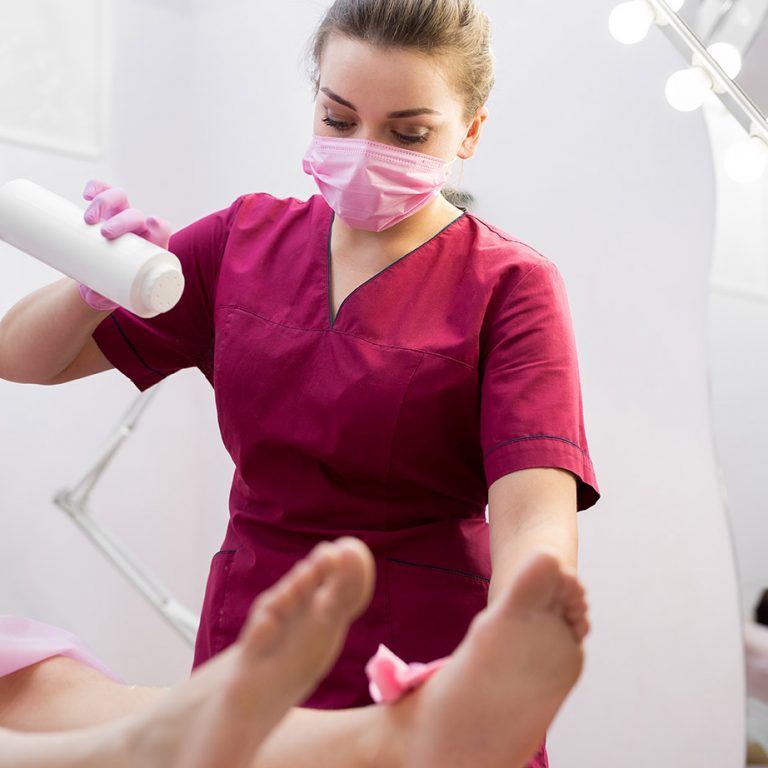 Kosmetische-Fußpflege-Treatments-De_Germany